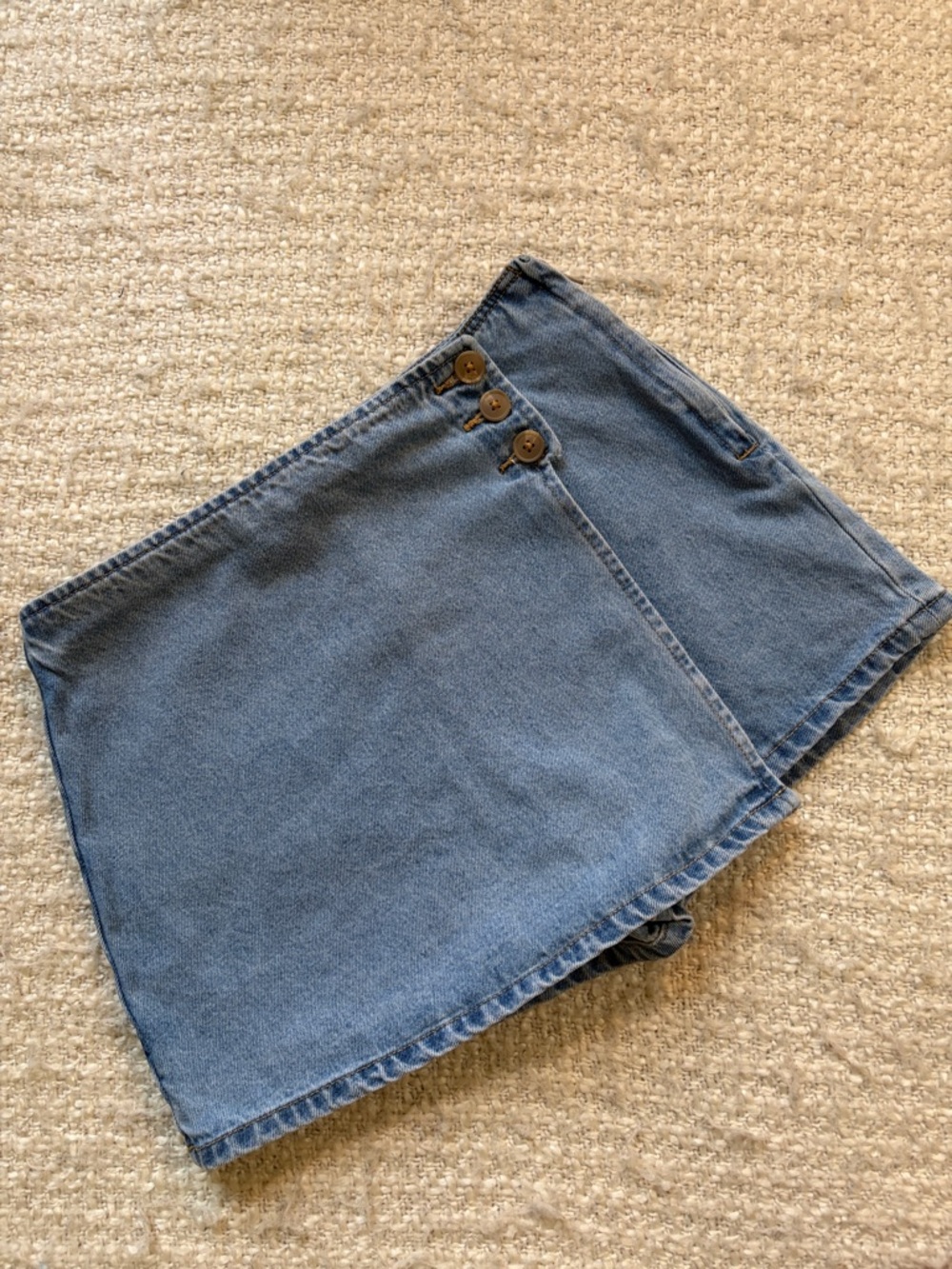 🌞 FOREVER 21 WOMENS SIZE MEDIUM DENIM SKORT
